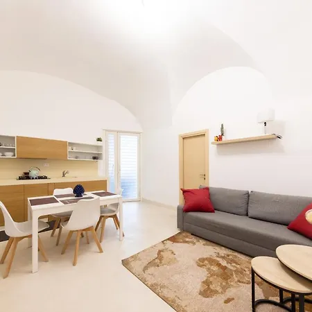 Cortile Bellini 3* Catánia